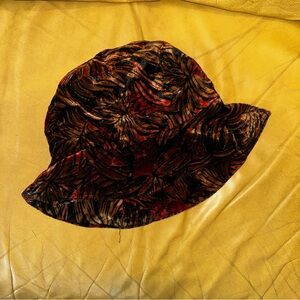 Stylish Women's floral velvet Patterned Bucket Hat